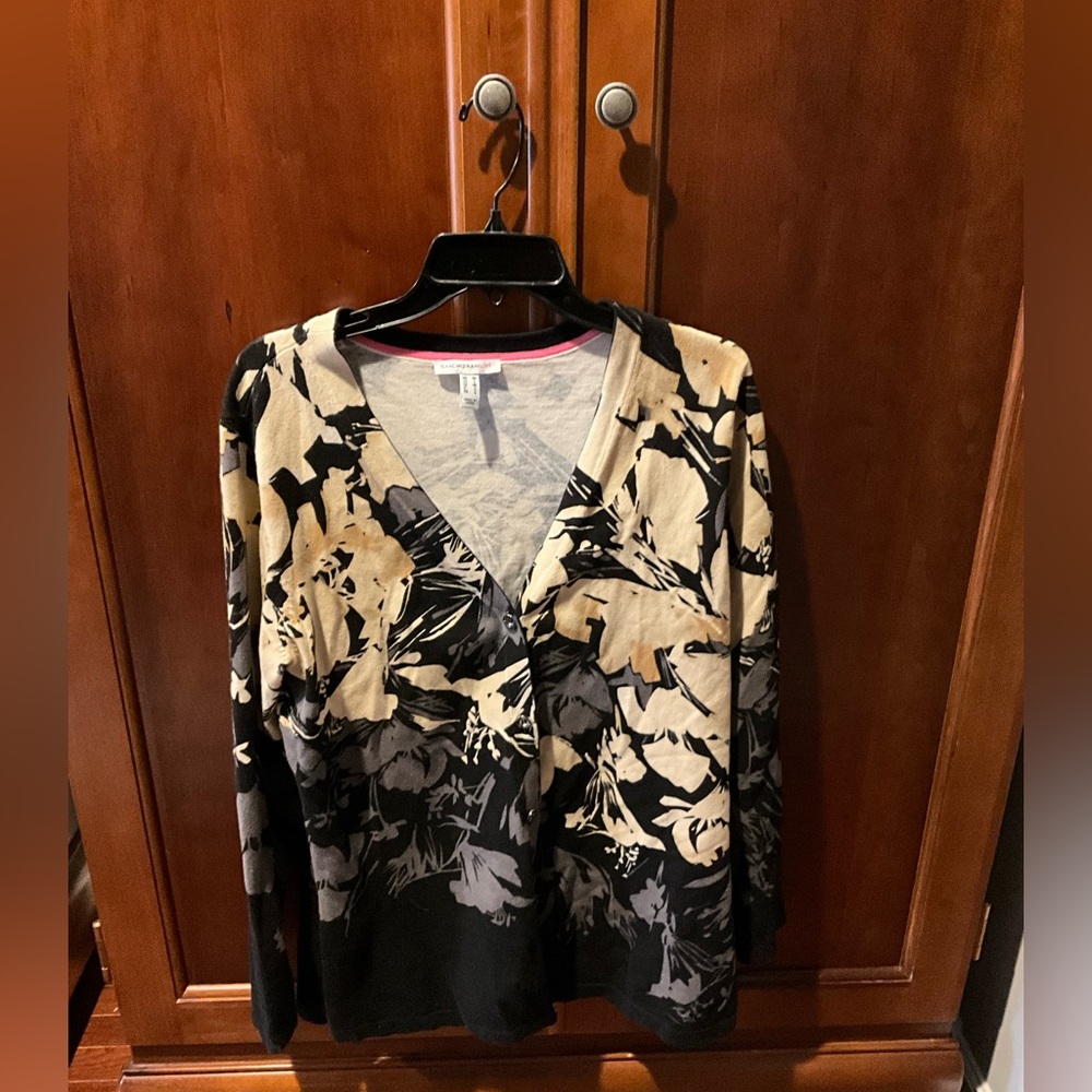 Issac Mizrahi  Live Floral V-Neck Cardigan Size Medium